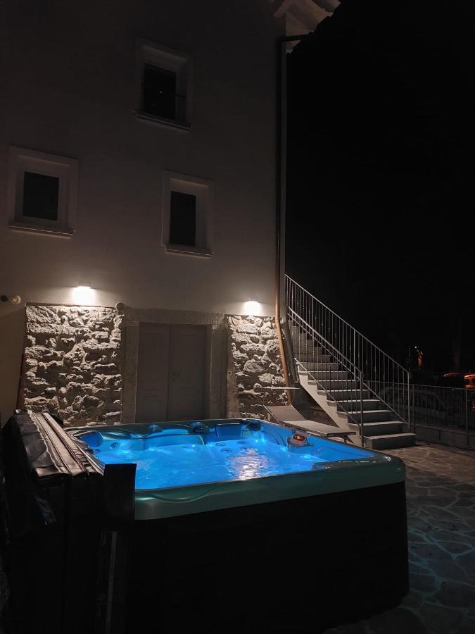 Casa Angelina Lägenhet Crone Exteriör bild